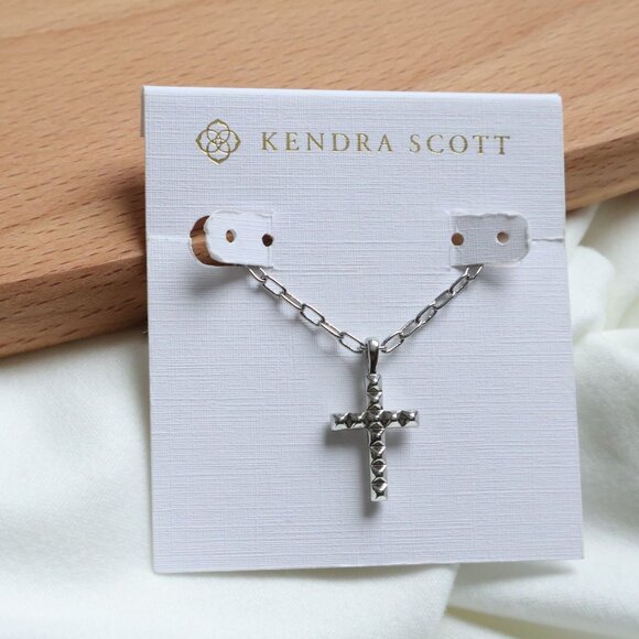 Kendra Scott Jada Cross Silver Short Necklace - Picture 1 of 2